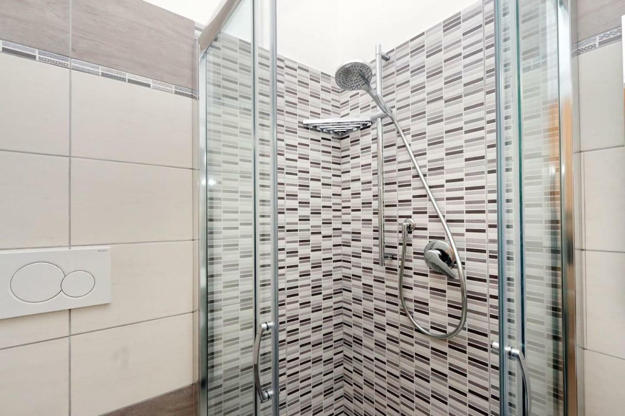 רומא Vaticano Terrace: Brand New 2 Bedrooms 2 Bathrooms מראה חיצוני תמונה